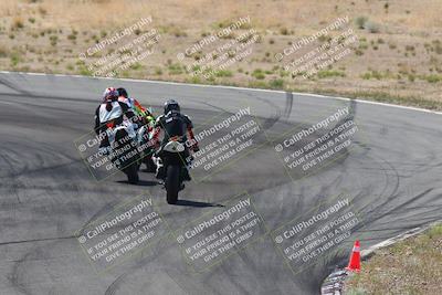 media/Apr-20-2025-AHRMA (Sun) [[393a79c373]]/Race/Group 3/Turn 4b/